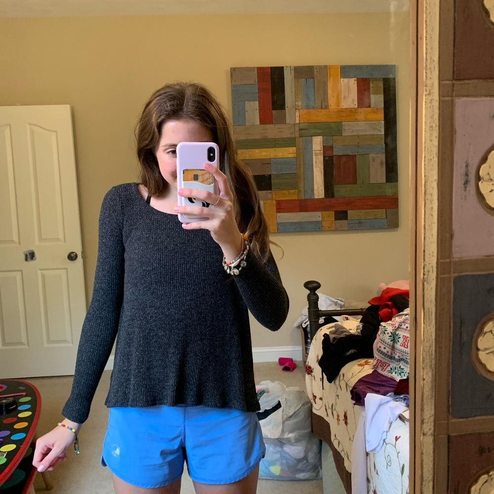 American Eagle Charcoal longsleeve